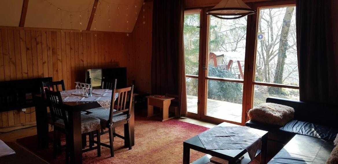 Apartment Cabin In The Woods *